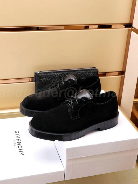 GIVENCHY Men's Shoes 202